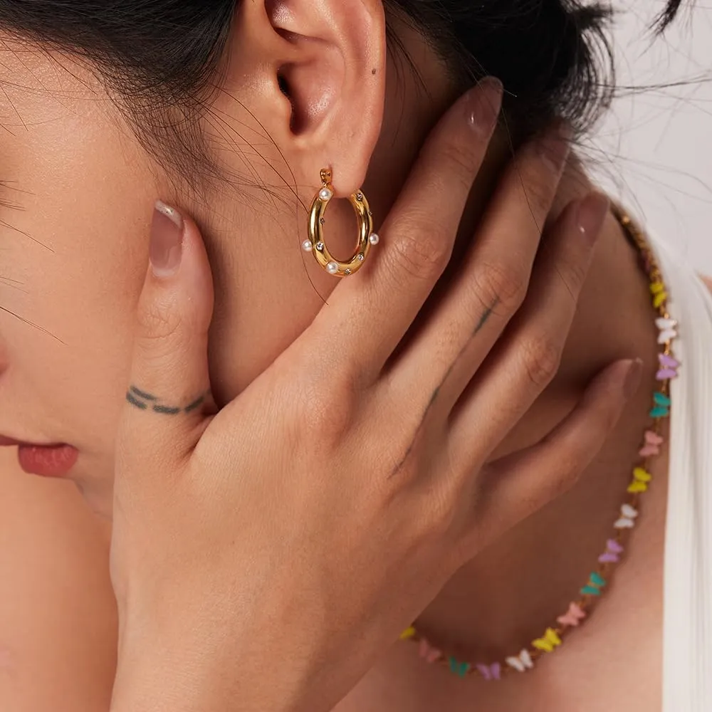 18K gold-plated pure stainless steel Huggie earrings paired with shiny cubic geometric pearl star Hoop women's earrings