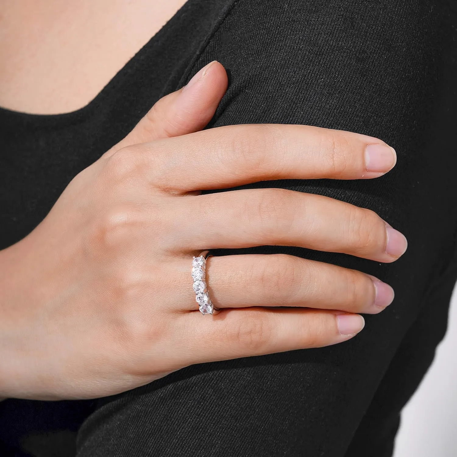 Amazon Essentials Sterling Silver Five-Stone Ring set with Round Cut Infinite Elements Cubic Zirconia (previously Amazon Collection)