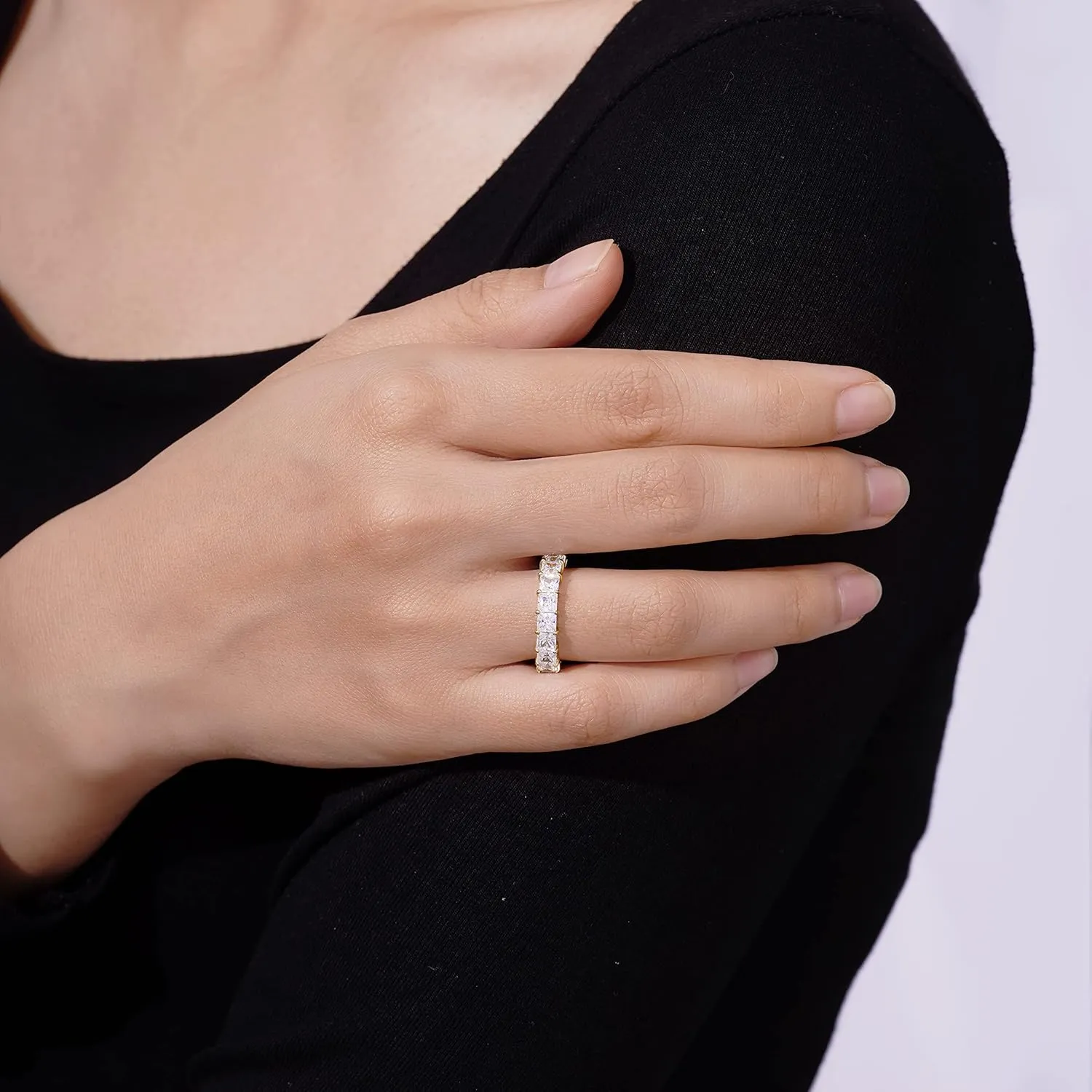 Amazon Essentials Sterling Silver Princess Cut All-Around Band Ring made with Infinite Elements Cubic Zirconia, (previously Amazon Collection)