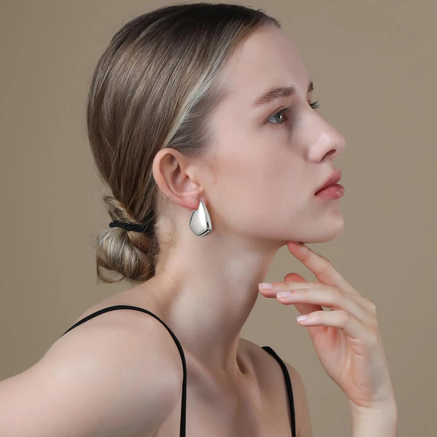 Apsvo 25/35mm Earrings Dupes for Women, Chunky Gold Hoop Earrings, Hypoallergenic Lightweight Hollow Open Teardrop Earring Trendy Jewelry