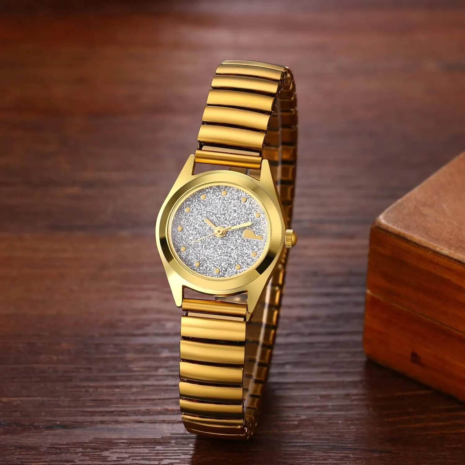 Avaner Women's Elastic Strap Watches: Stretch Band Easy Reader Gold Bangle Quartz Wristwatch