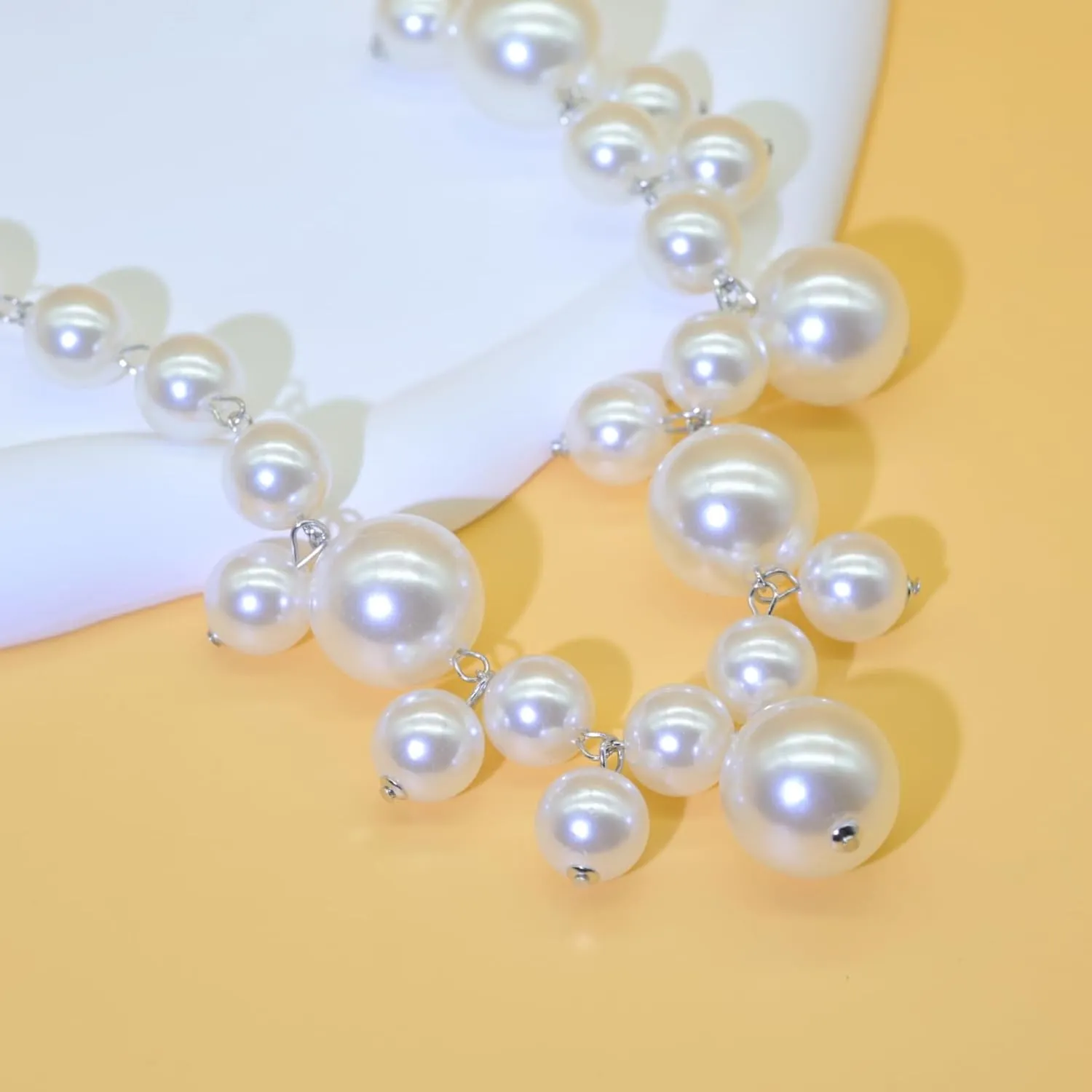 Chunky Pearl necklace for Women Trendy Imitation Pearl Necklace for Women and Men Multi Strand Colorful Plated Beaded Necklace Set