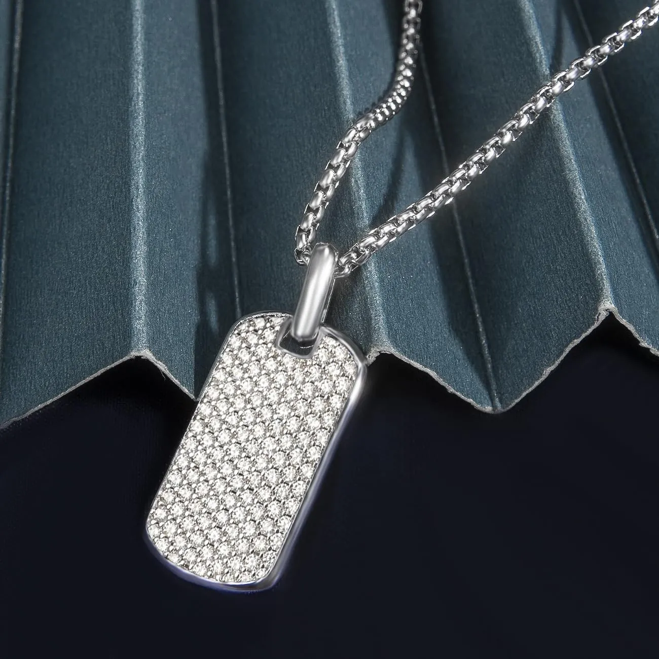 Designer Inspired Iced Out Pendant Necklace Pave Zircons Dog Tag Necklace for Men Women Gift with 20 Inch Chain