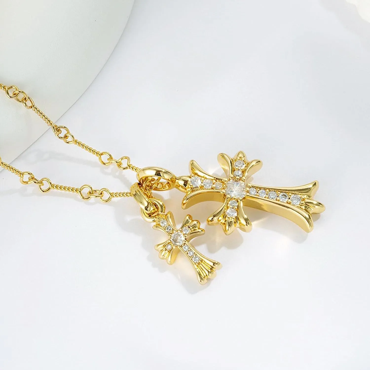 Gold Silver Double Cross Necklace Gothic Double Cross Pendant Necklace Dainty Zircon Cross Charm Link Chain Choker Religious Gifts Faith Jewelry Christmas Halloween Birthday Trend Jewelry Gift