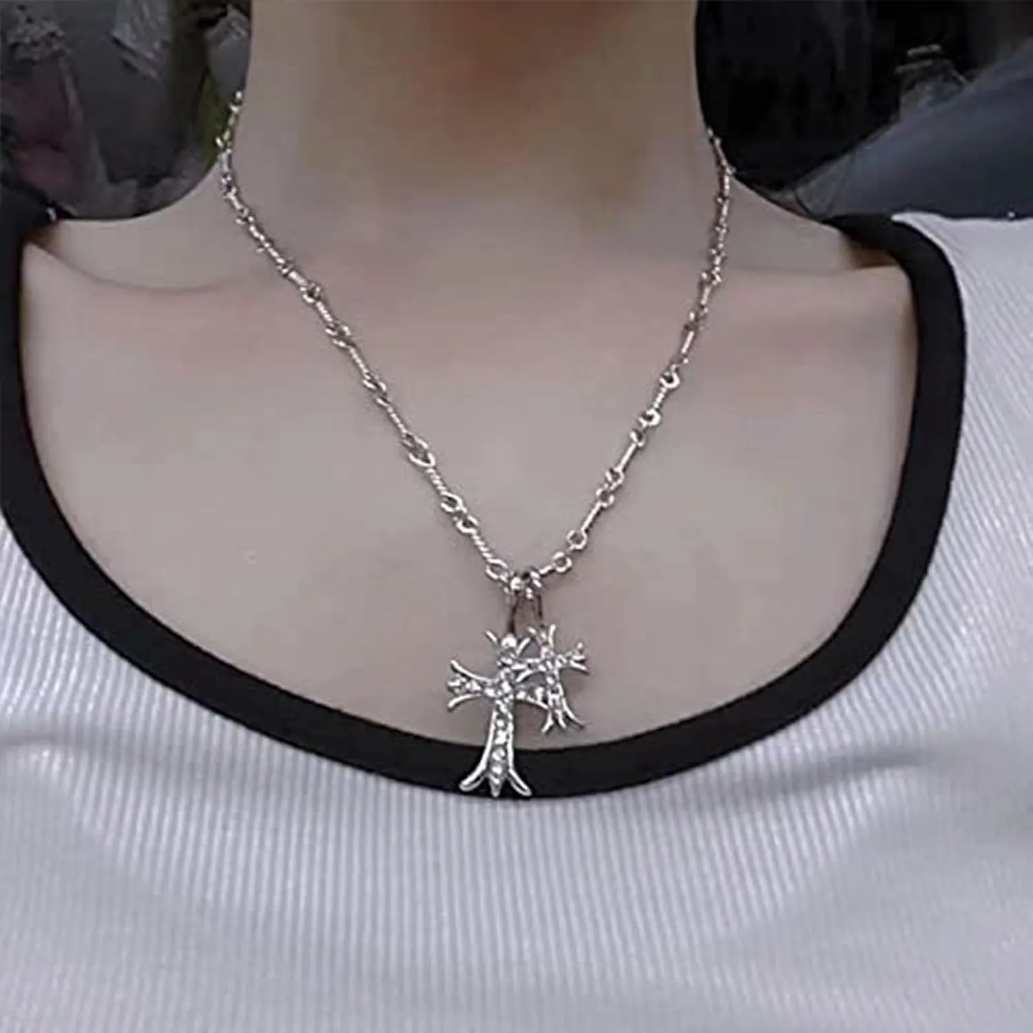 Gold Silver Double Cross Necklace Gothic Double Cross Pendant Necklace Dainty Zircon Cross Charm Link Chain Choker Religious Gifts Faith Jewelry Christmas Halloween Birthday Trend Jewelry Gift