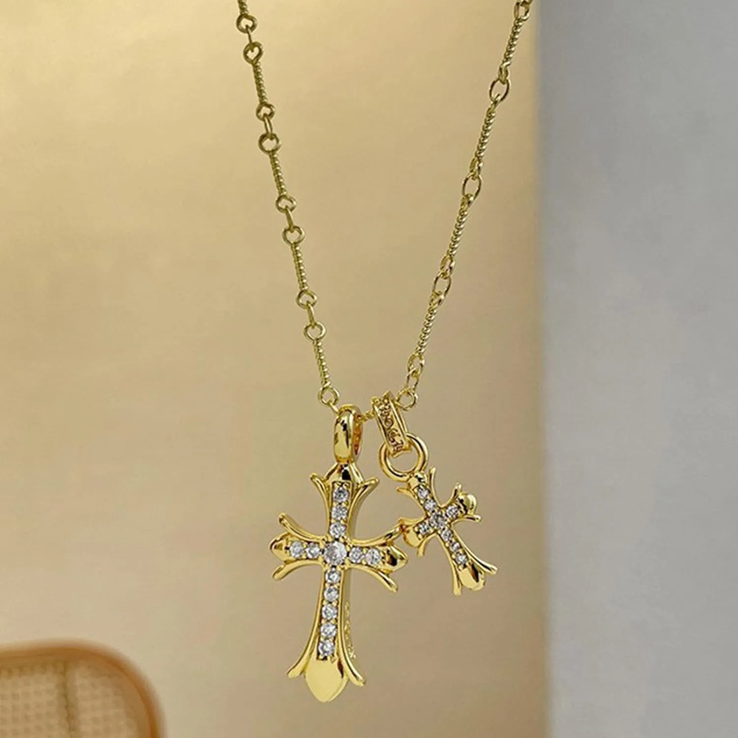 Gold Silver Double Cross Necklace Gothic Double Cross Pendant Necklace Dainty Zircon Cross Charm Link Chain Choker Religious Gifts Faith Jewelry Christmas Halloween Birthday Trend Jewelry Gift