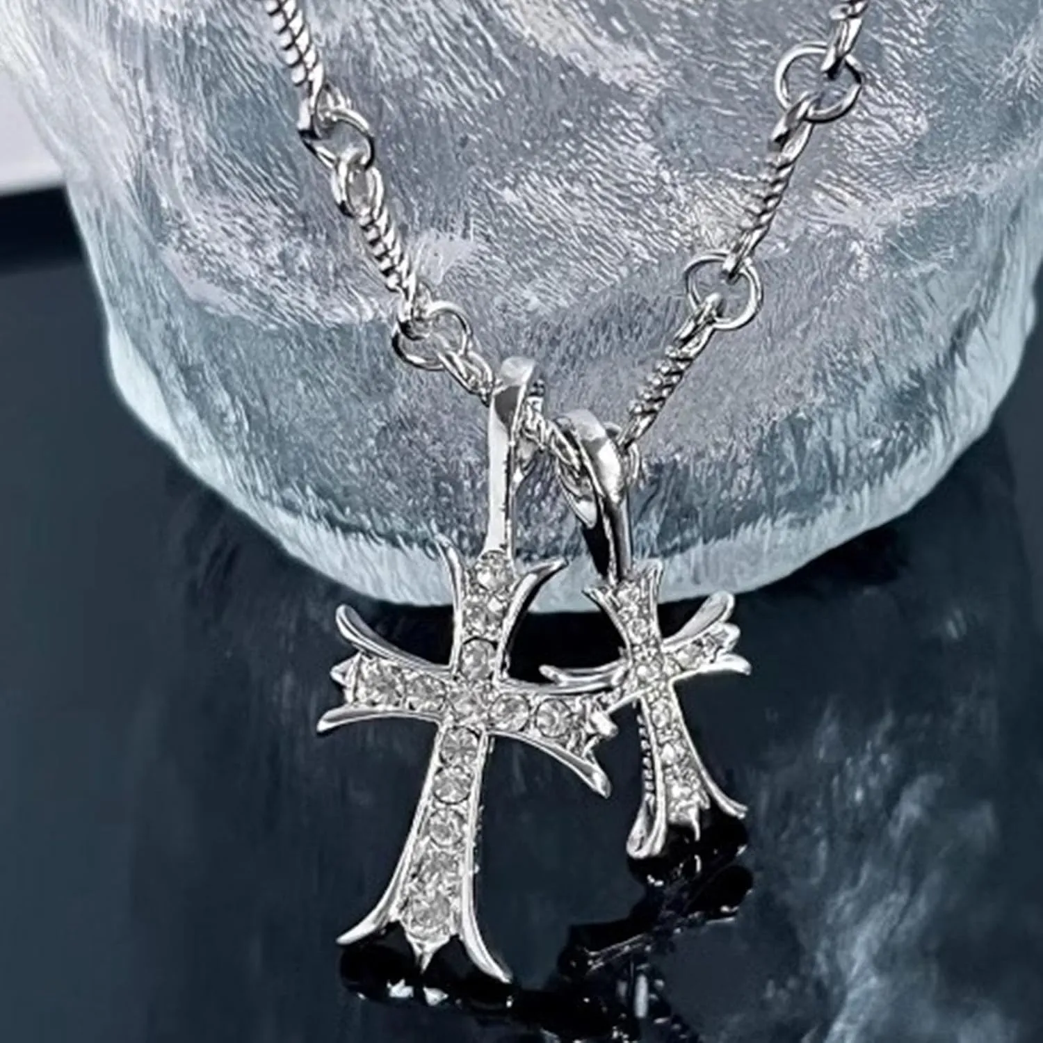 Gold Silver Double Cross Necklace Gothic Double Cross Pendant Necklace Dainty Zircon Cross Charm Link Chain Choker Religious Gifts Faith Jewelry Christmas Halloween Birthday Trend Jewelry Gift