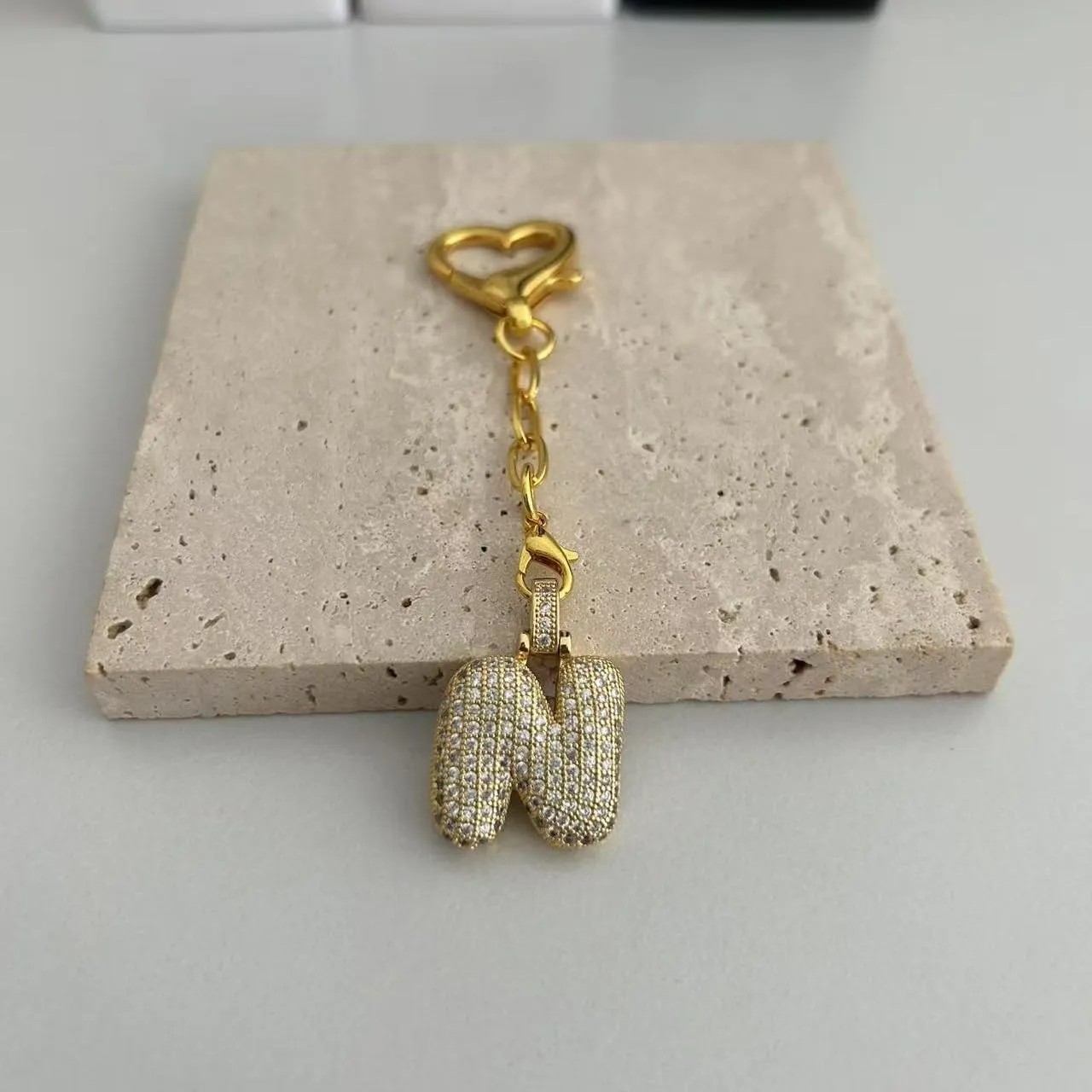Initial Letter Keychain for Women Gold Cute Heart Keyrings for Wallet Backpack Bag Charm Car Key Chain Accessories