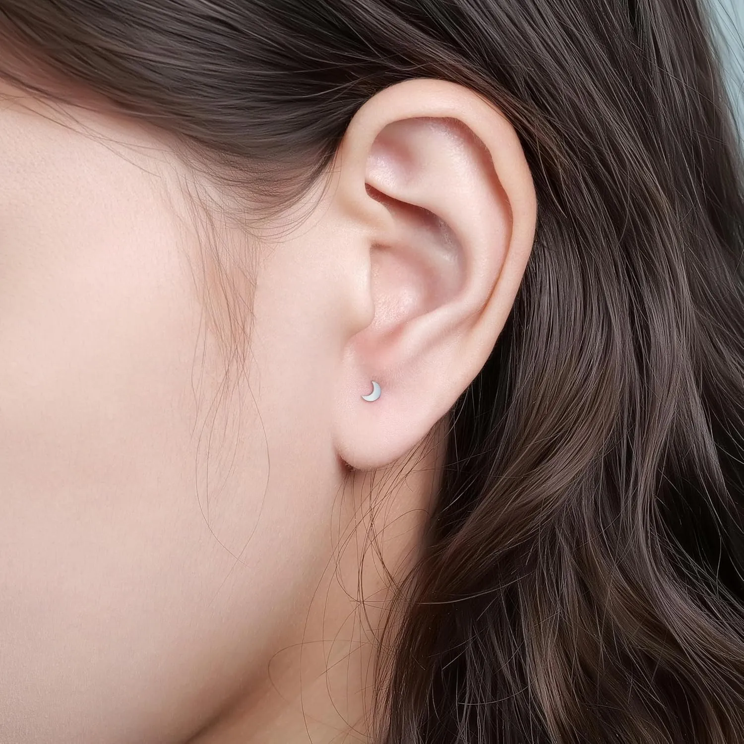 limerencia 18G Pure Titanium Body Piercing Jewelry, G23 Hypoallergenic Flat Back Internally Threaded Tragus Helix Cartilage Conch Medusa Lip Labret Piercing Stud Earrings for Women Men