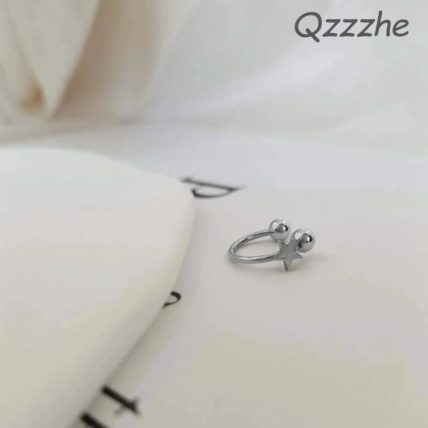 Minimalist Star Lip Rings Silver Statement Horseshoe Ring Gothic Round Ball Surgical Steel Nose Retro Punk Septum Ring Simple Helix Body Piercing Jewelry for Women Men