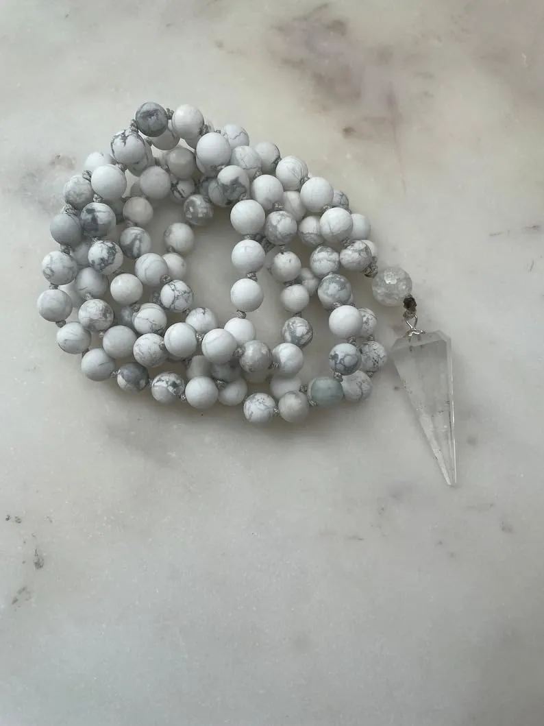 Natural Howlite 8mm 108 Mala Beads, Spiritual, Meditation Beads, Reiki, Japa Mala, Buddhist Prayer Beads, Yoga Bracelet, healing beads LKMALA-RRGU-3774