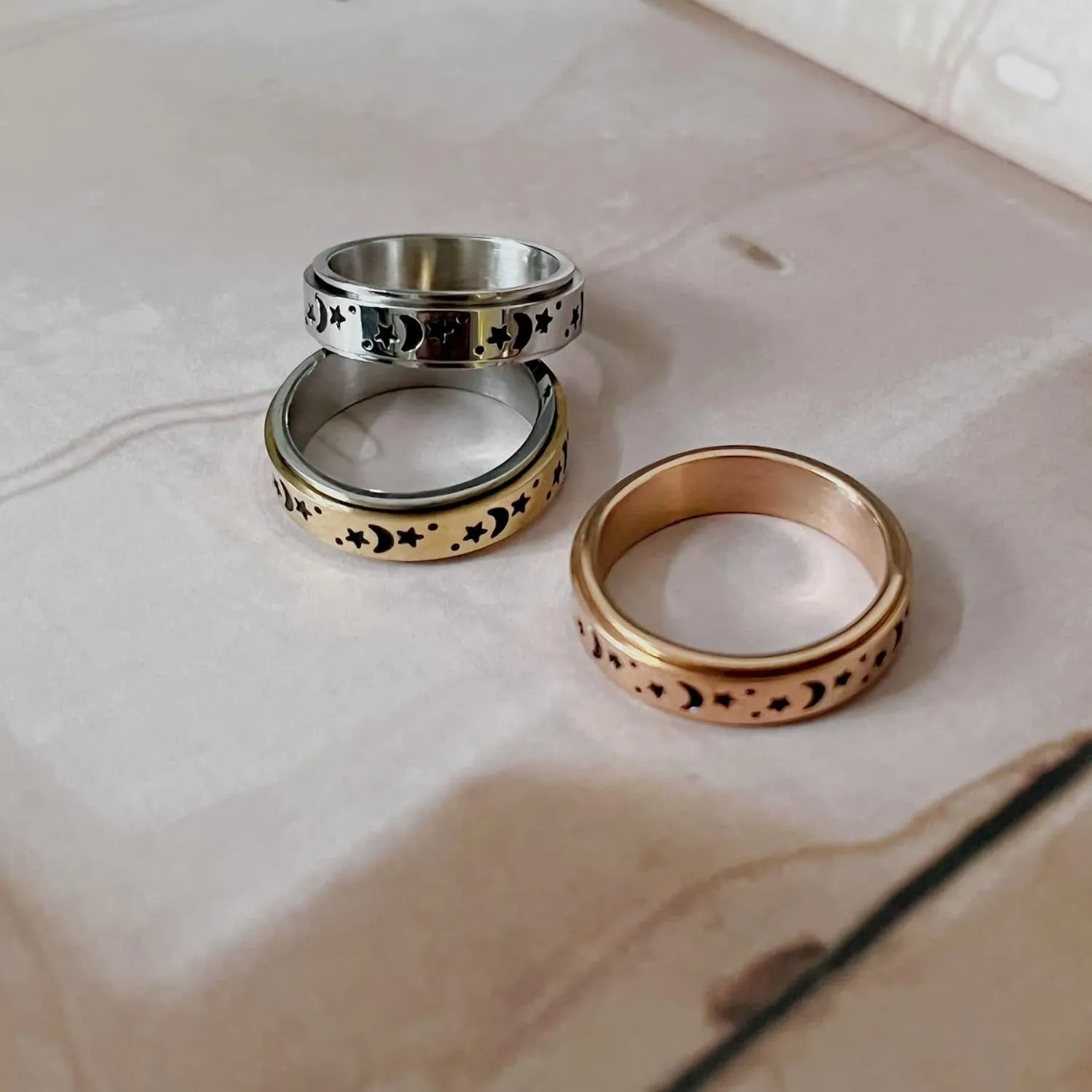 Personalized Stainless Steel Spinner Couple Rings Set - Sun, Moon, and Stars Design - Custom Matching Promise Rings for Couples - Ideal Fidget Rings for Anxiety,Wedding Bands - Him and Her (2pcs)