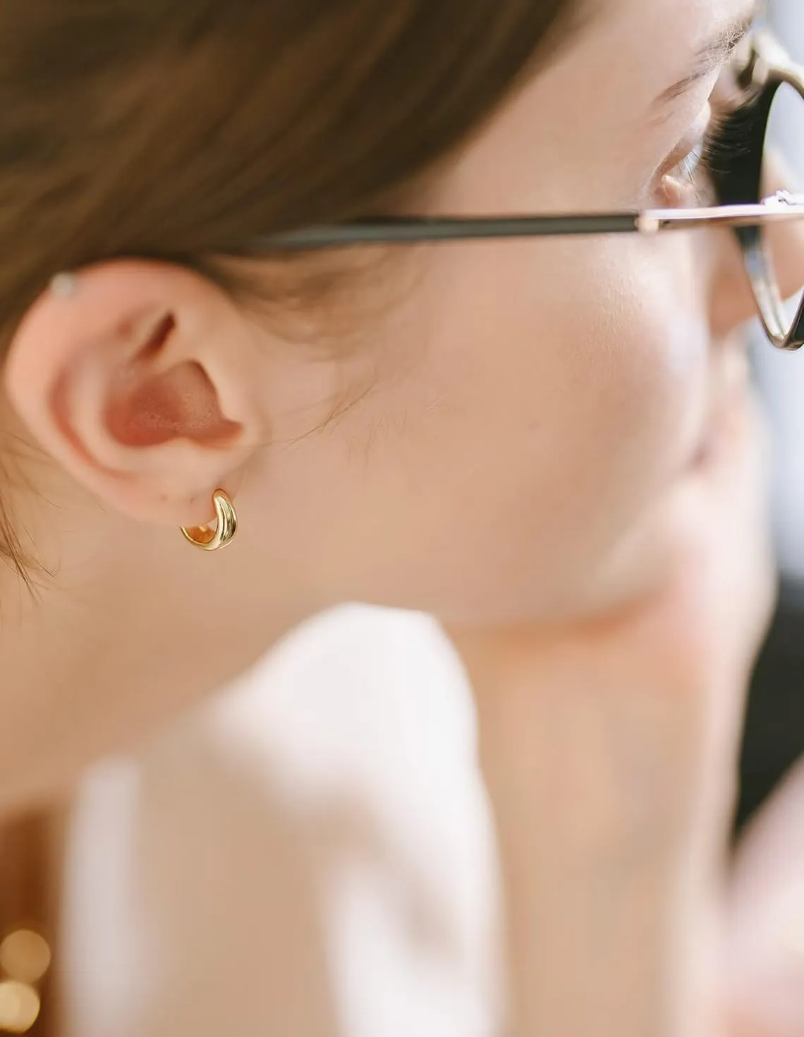 Small Huggie Hoop Earrings for Women 14K Gold Plated Thick Tiny Hoop Earrings Dainty Earrings Minimalist Jewelry