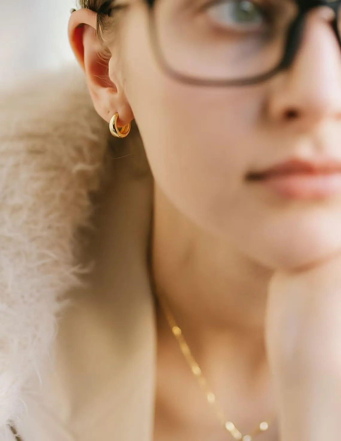 Small Huggie Hoop Earrings for Women 14K Gold Plated Thick Tiny Hoop Earrings Dainty Earrings Minimalist Jewelry