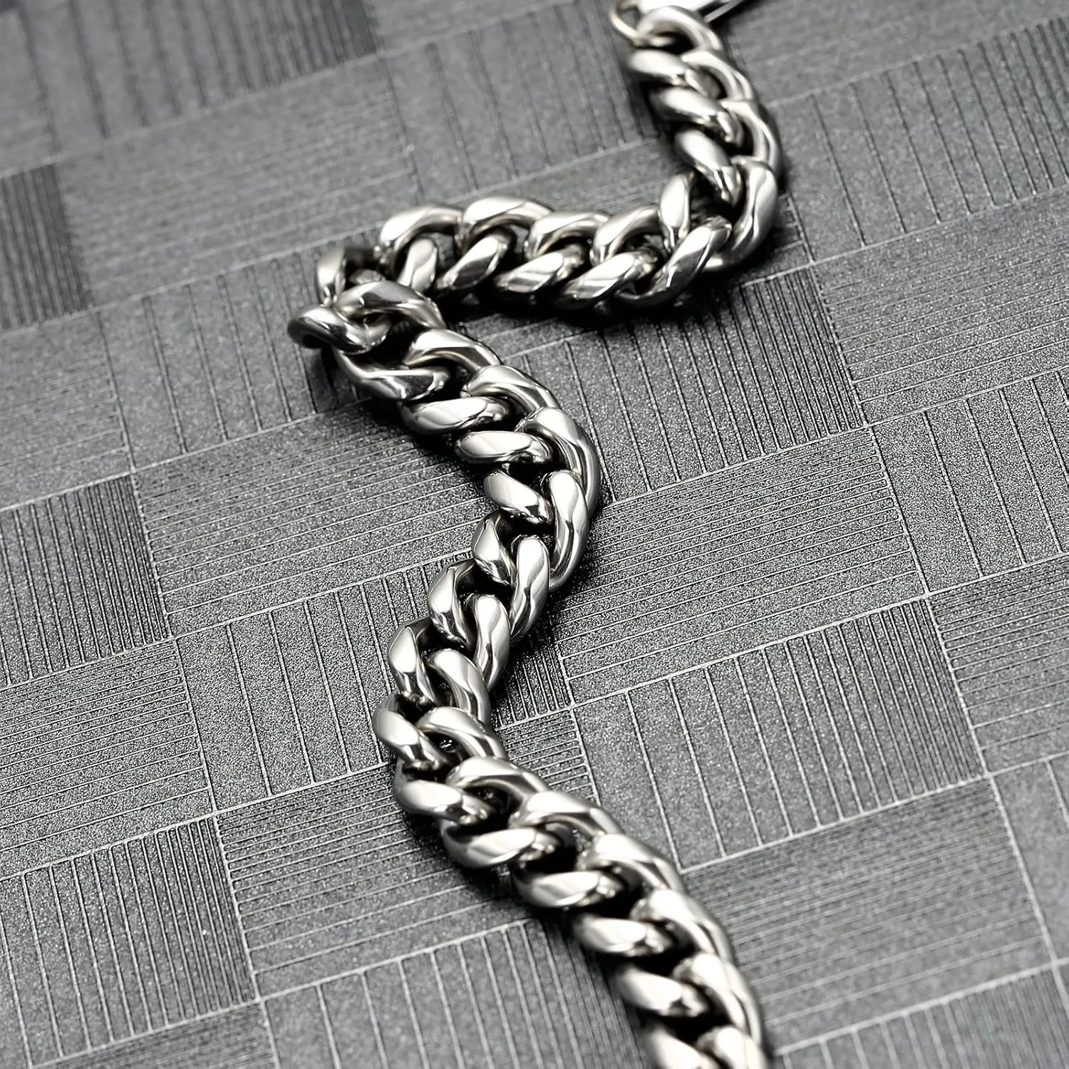 Stainless Steel/Titanium Black/Blue/Brown/Gold/Silver & Brushed Texture Cuban Chain Necklaces/Bracelets for Men Women, Nickel-Free, Hypoallergenic Jewelry 7mm/8mm/9mm/10mm/15mm Bracelet Length 7.8''/8.6"/9'',Necklace Length 20.5"
