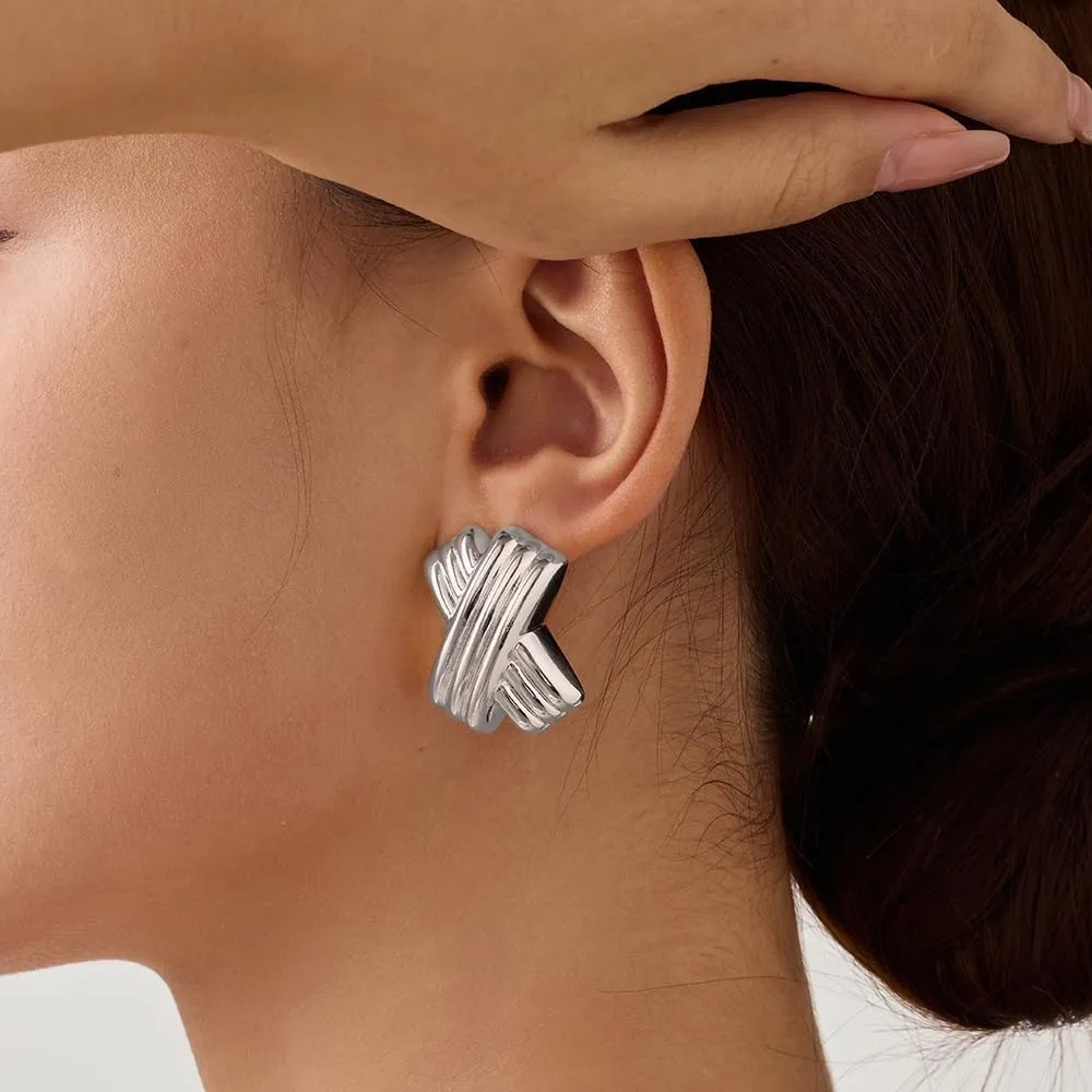 UneDouce 14K Gold Plated Chunky Statement Vintage Earrings for Women | Trendy Statement Textured Stud Earring Dupes | Chunky Silver Earrings, Two Toned Earings for Women