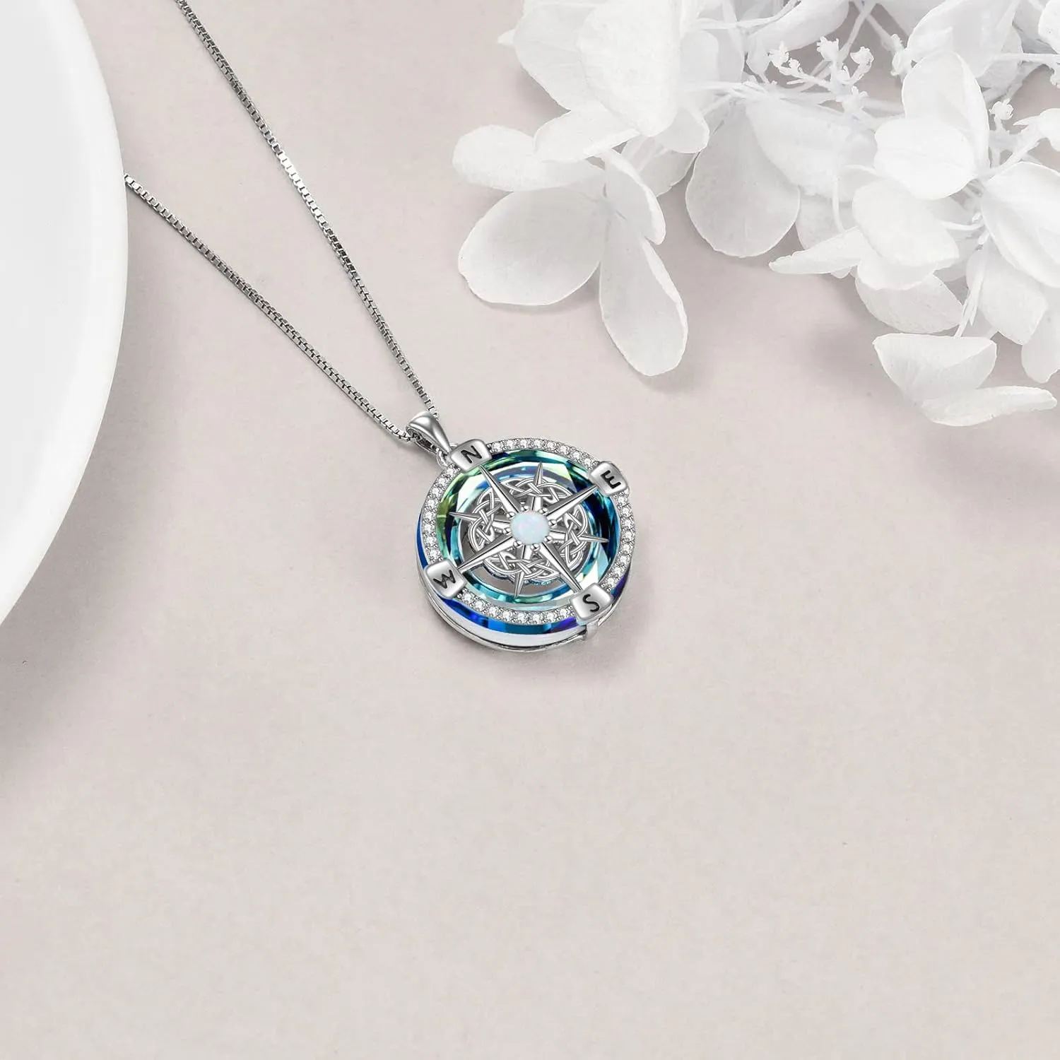 WINNICACA Compass Necklace for Women Sterling Silver Compass Pendant Jewelry with Crystal Graduation Gift for Women Compass Gifts for Teen Girls