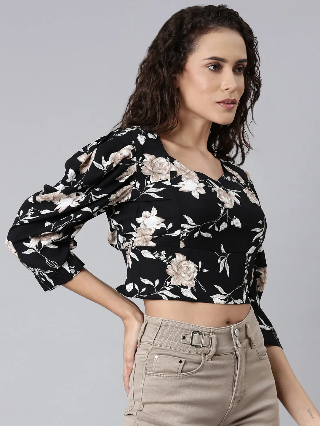 Women Black Floral Print Sweetheart Neck Puff Sleeve Blouson Crop Top