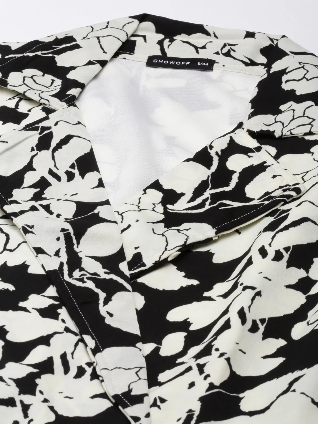 Women Off White Floral Printed Puffed Sleeve Shirt Collar Wrap Crop Top